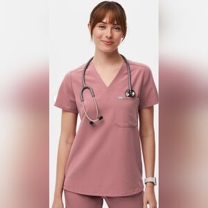 Figs Women's Mauve Short Sleeve Tee